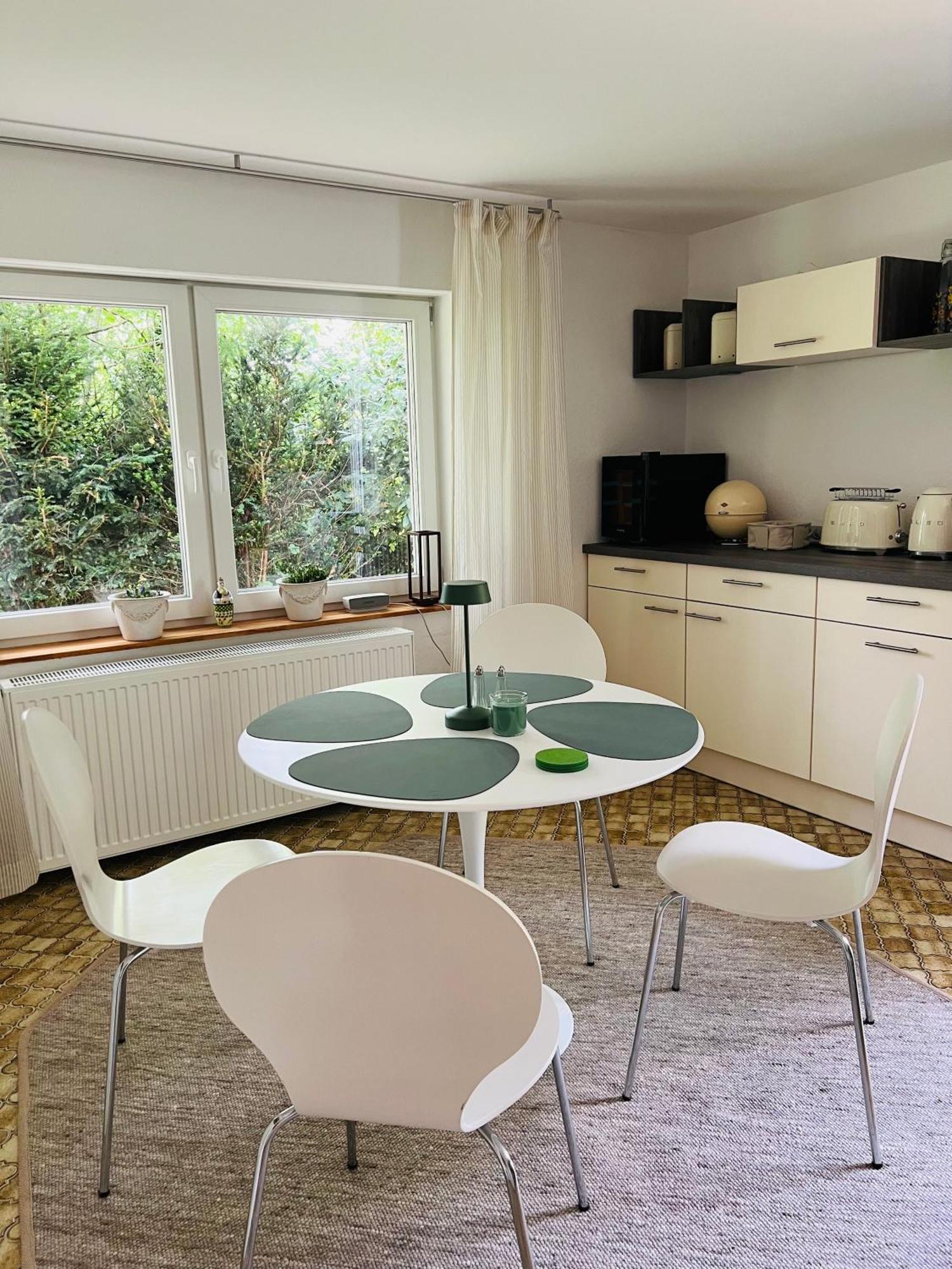 Schott Apartment *